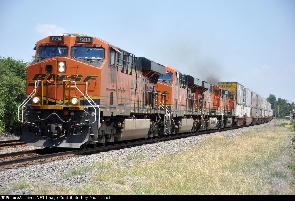 Intermodal rolls west